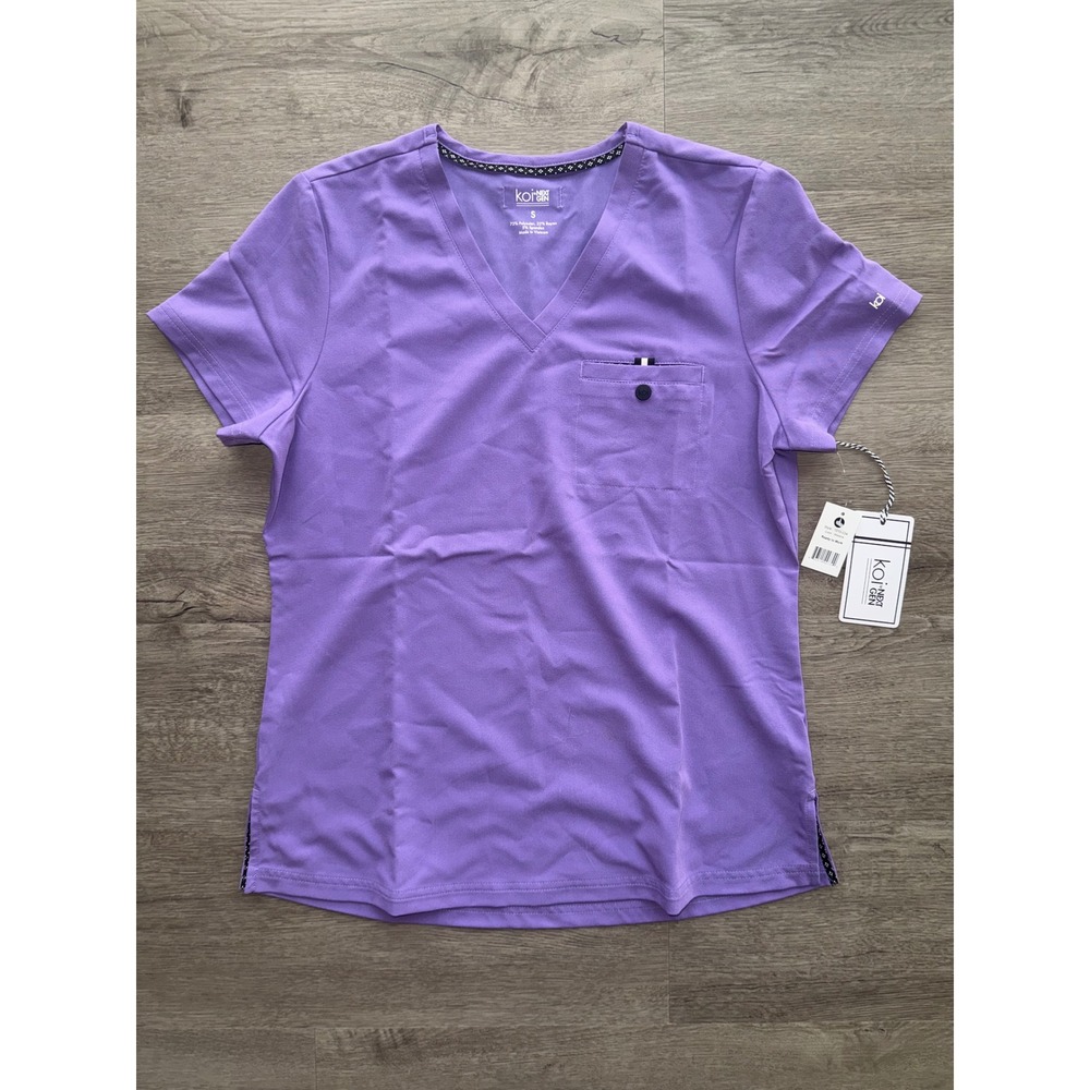 NWT Koi Women's Wysteria Lavender One Pocket Nurse Doctor Scrub Top, Small